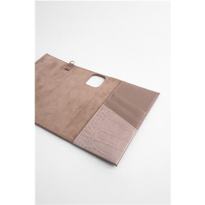 iDeal of Sweden - iPhone 12 Pro Max Hülle - Designer Bookcover Misty Rose Croco - mehrfarbig