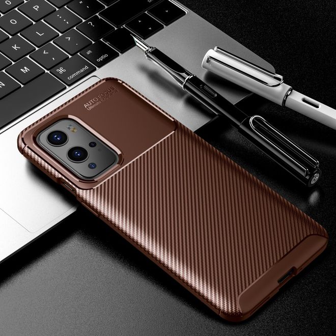 OnePlus 9 Pro Handyhülle - Carbon Fiber TPU Softcase Series - braun
