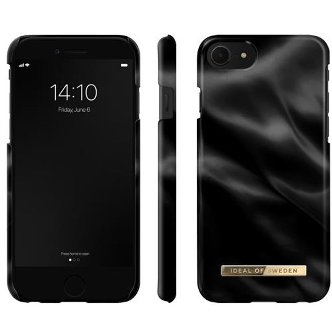 iDeal of Sweden - iPhone SE (2022) / SE (2020) / 8 / 7 / 6S / 6 Hülle - Printed Case - Black Satin