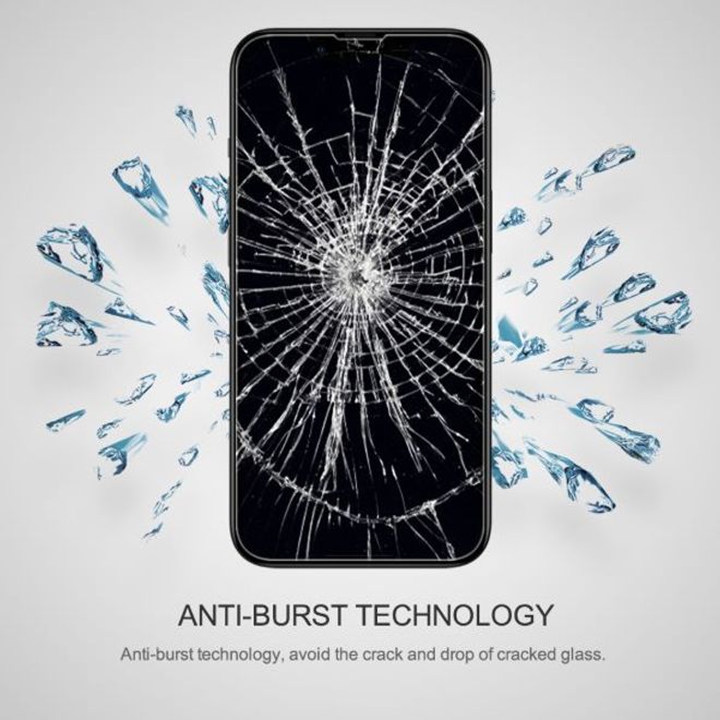 Nillkin - iPhone 13 Pro Max Schutzfolie - aus gehärtetem Glas - CP+ Pro Series - schwarz