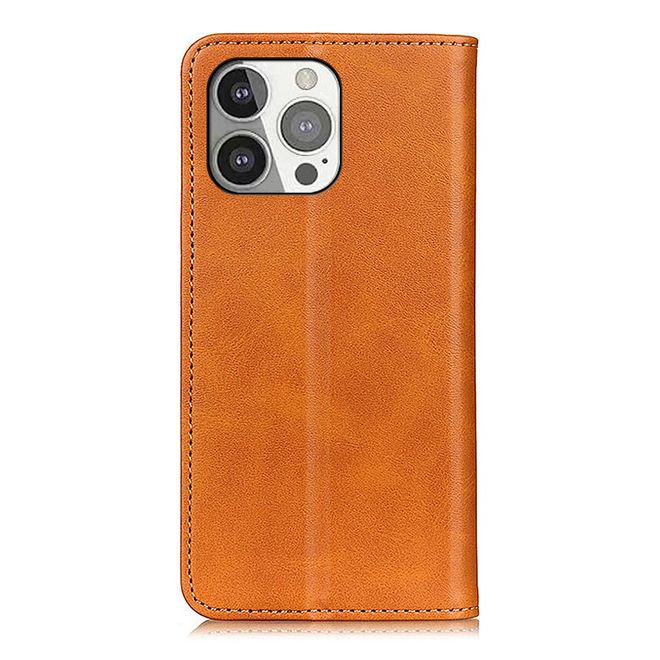 Étui pour iPhone 13 Pro - Collection Classic V Leather Bookcover - Marron