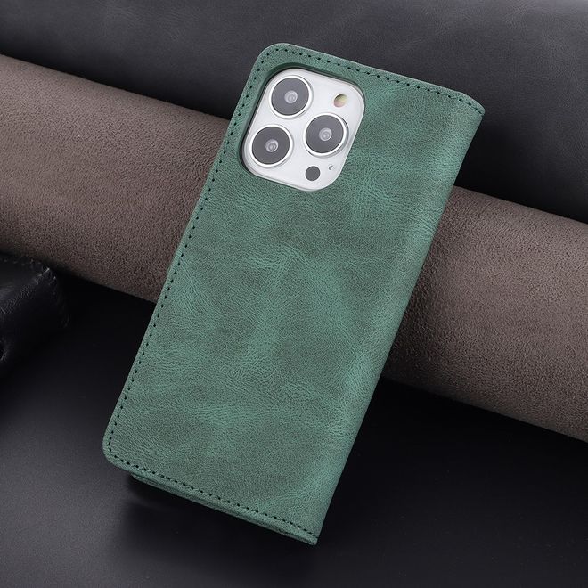 AZNS - iPhone 13 Pro Max Hülle - Retro Leder Bookcover - grün