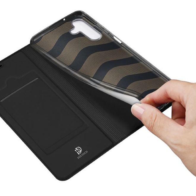 Dux Ducis - Samsung Galaxy A13 5G / Galaxy A04s Hülle - Handy Bookcover - Skin Pro Series - schwarz