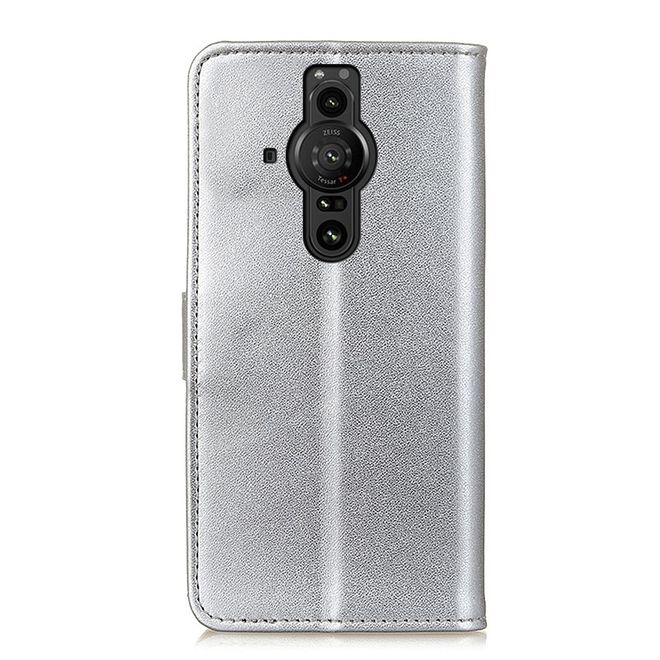 Sony Xperia Pro-I Handy Hülle - Classic II Leder Bookcover Series - silber