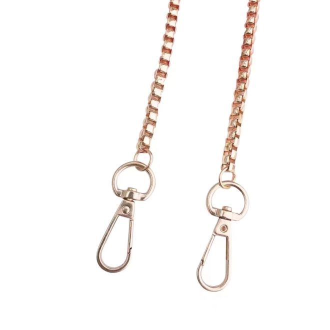Étui collier pour iPhone 13 Pro Max - Chaîne en métal (120 cm) avec mousqueton - La Reina del Deseo n° 1 - or