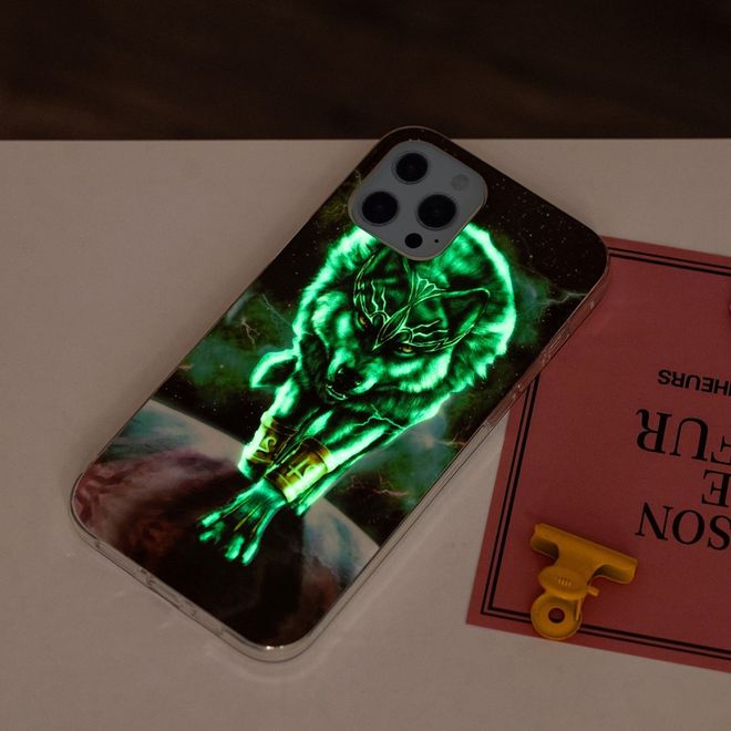 iPhone 14 Pro Phone Case - Glowing Case - Softcase Image Plastic Series - Bad Wolf