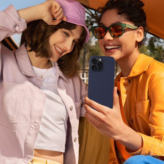 Coque pour iPhone 16 Pro - Souple - Silicone liquide - Bleu foncé