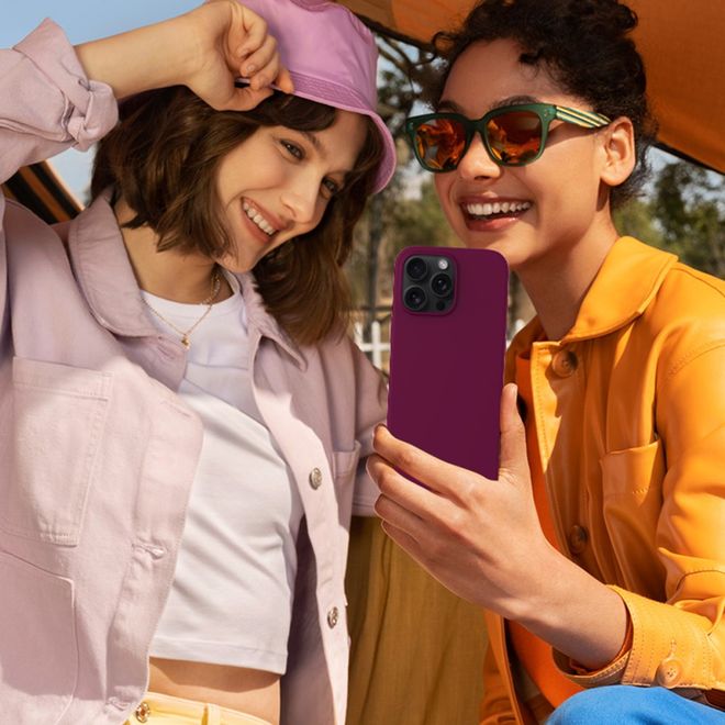 iPhone 16 Pro Phone Case - Softcase - Liquid Silicone Series - Burgundy