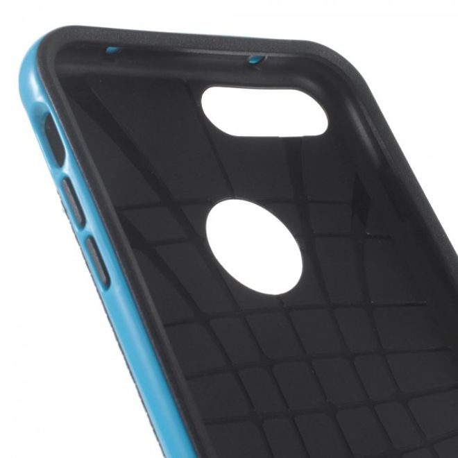 iPhone 8 Plus / 7 Plus Hülle - Case aus elastischem und hartem Plastik - Dreieckmuster - hellblau