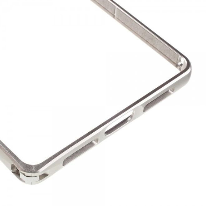 Huawei Mate 8 Metall Bumper Case mit kleinem Buckel - silber