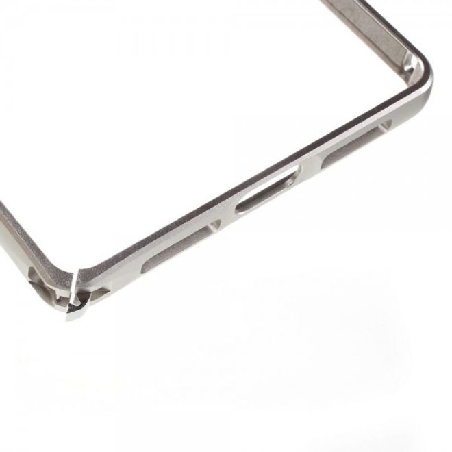 Huawei Mate 8 Metall Bumper Case mit kleinem Buckel - silber