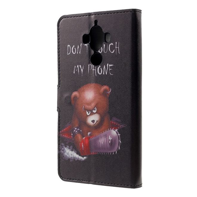 Huawei Mate 9 Handyhülle - Case aus Leder - mit Kreditkartenslots - Cooler Bär mit Kettensäge