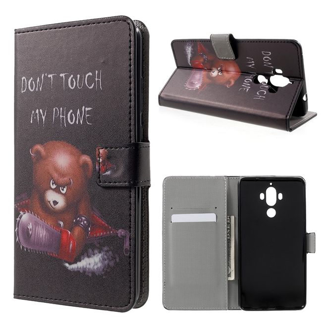 Huawei Mate 9 Handyhülle - Case aus Leder - mit Kreditkartenslots - Cooler Bär mit Kettensäge