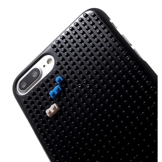 Do it yourself Hülle für iPhone 8 Plus / 7 Plus - Case aus Plastik - mit kleinen Bauklötzen - schwarz/Totenkopf