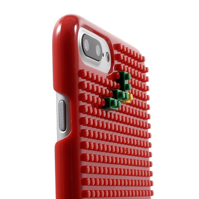 Do it yourself Hülle für iPhone 8 Plus / 7 Plus - Case aus Plastik - mit kleinen Bauklötzen - rot/Weihnachtsbaum