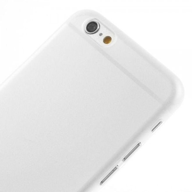 iPhone 6/6S Ultradünne, matte und elastische Plastik Cover Hülle - weiss
