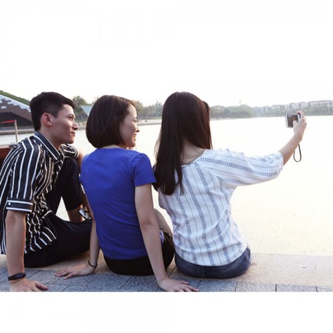 iPhone 6 Plus/6S Plus Rock Easy Shot Series Plastik Case Hülle mit integriertem Bluetooth Kamera Auslöser und Linse