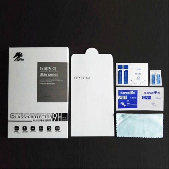 Galaxy S6 Edge Plus Schutzfolie aus gehärtetem Glas mit abgerundeten Ecken von FEMA - grün