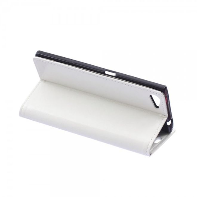 Wiko Highway Star 4G Schicke Crazy Horse Leder Case Hülle mit Standfunktion - weiss