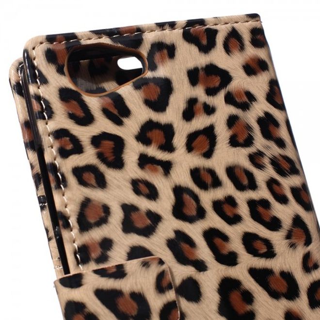 Wiko Pulp Fab 4G Leder Case Hülle mit Leopardmuster