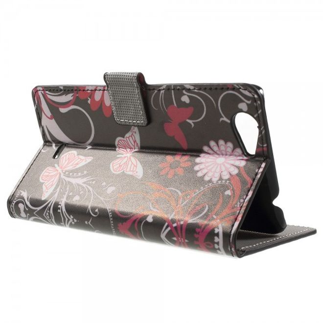 Wiko Pulp Fab 4G Leder Cover Handyhülle mit Schmetterlingen und Blumen