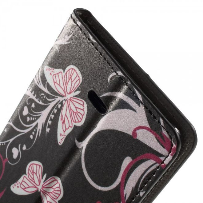 Wiko Pulp Fab 4G Leder Cover Handyhülle mit Schmetterlingen und Blumen