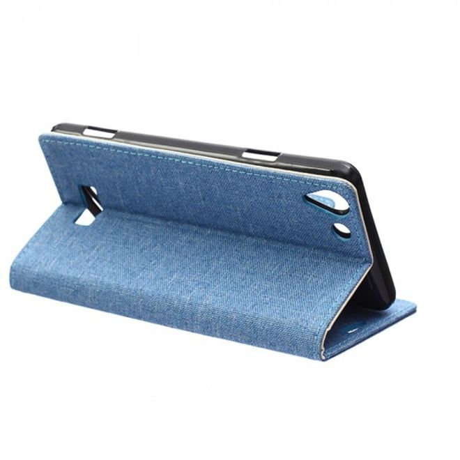 Wiko Selfy 4G Leder Case Hülle mit stoffartiger Textur und Standfunktion - hellblau