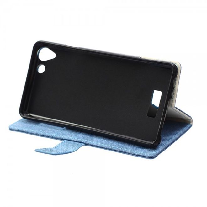 Wiko Selfy 4G Leder Case Hülle mit stoffartiger Textur und Standfunktion - hellblau